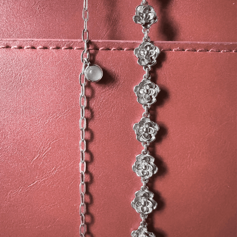 Bracelet-femme-argent-l-élégance-autour-du-poignet Séléne Céleste