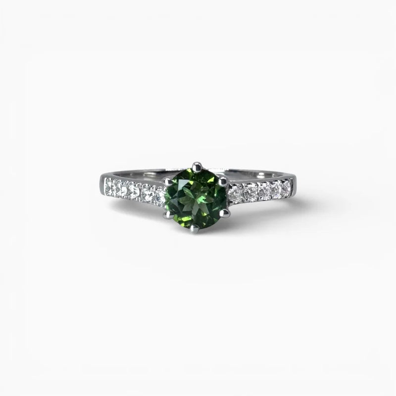 Bague Solitaire Tourmaline Verte – Lueur Éveil, vue principale argent 925