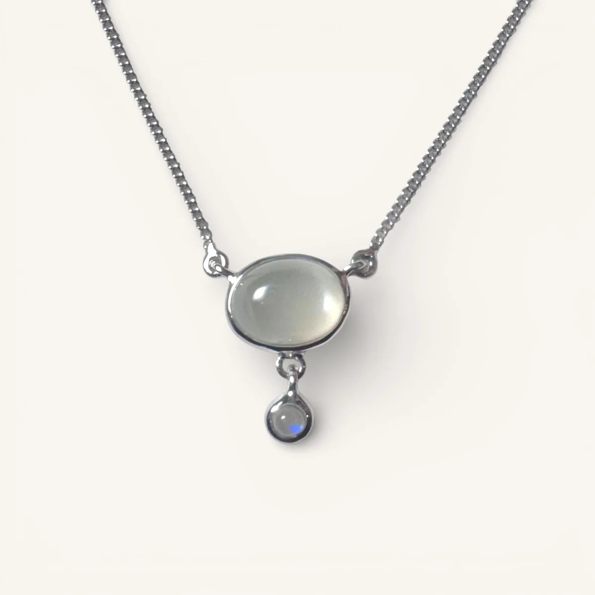 Collier pierre de lune argent 925 Sillage Lunaire, deux pierres naturelles sur chaîne fine.