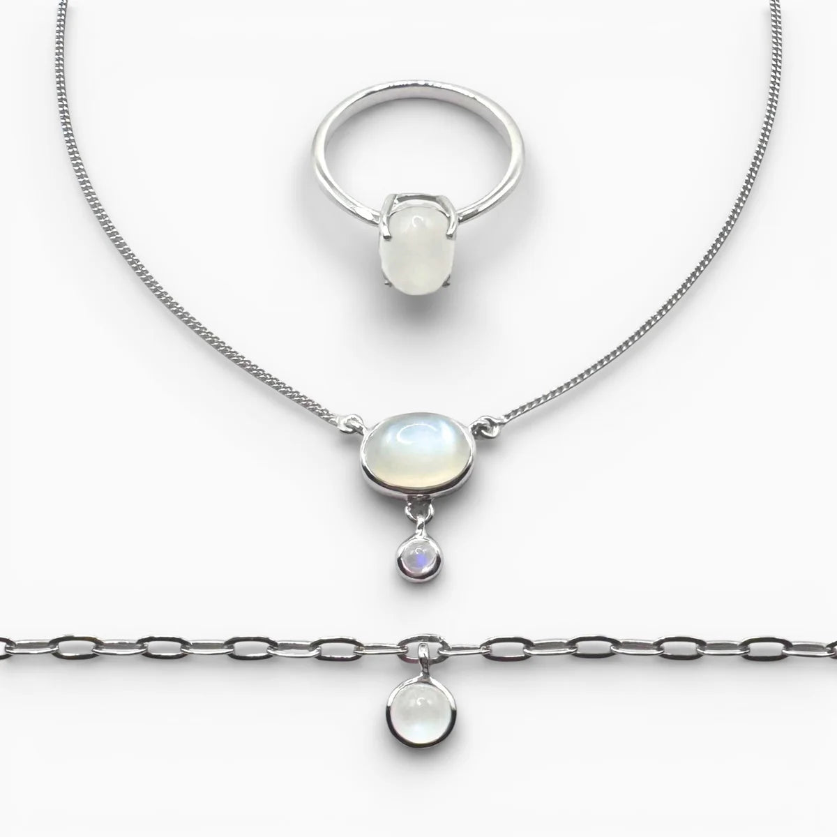Parure complète pierre de lune : Bague, collier et bracelet en cabochon pierre de lune.